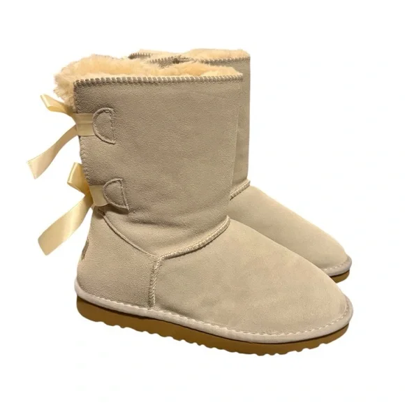 Cream Faux Shearling Bow Winter Boots - Picture 5 of 8